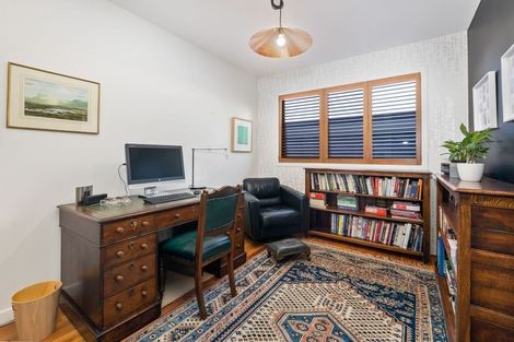 Photo of property in 69a Beachville Road, Redcliffs, Christchurch, 8081