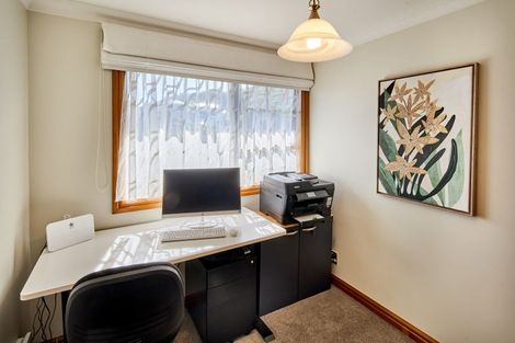 Photo of property in 63 Maungaraki Road, Korokoro, Lower Hutt, 5012