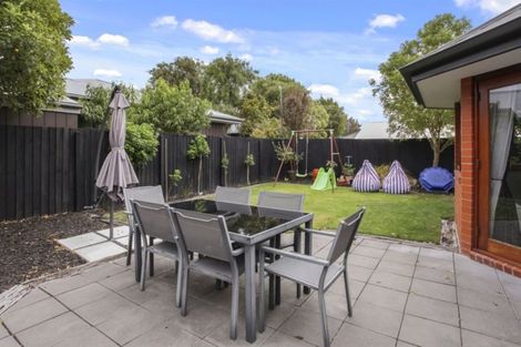 Photo of property in 19a Bideford Place, Dallington, Christchurch, 8061