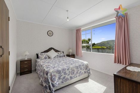 Photo of property in 15 Mossburn Grove, Kelson, Lower Hutt, 5010