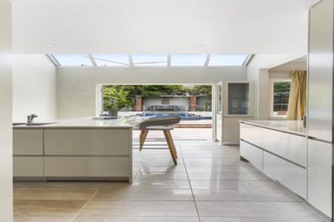 Photo of property in 206 Hurstmere Road, Takapuna, Auckland, 0622