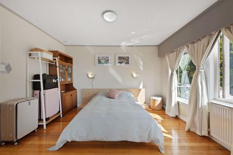 Photo of property in 60 Beach Road, Mellons Bay, Auckland, 2014