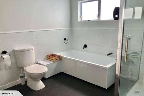 Photo of property in 23 Darlington Road, Miramar, Wellington, 6022