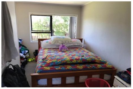 Photo of property in 19 Southview Place, Wattle Downs, Auckland, 2102