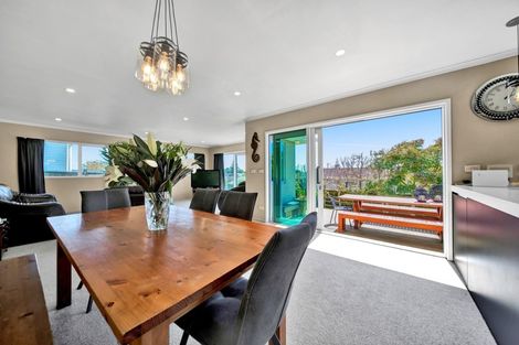 Photo of property in 77 Clemow Road, Fitzroy, New Plymouth, 4312