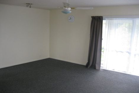 Photo of property in 72a Guadeloupe Crescent, Grenada Village, Wellington, 6037