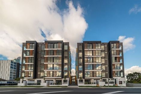 Photo of property in Frank Sargeson Apts, 4/80g Anzac Street, Takapuna, Auckland, 0622