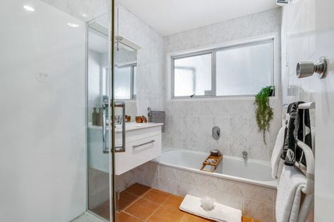 Photo of property in 117 Stredwick Drive, Torbay, Auckland, 0630