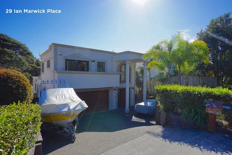 Photo of property in 29 Ian Marwick Place, Birkenhead, Auckland, 0626