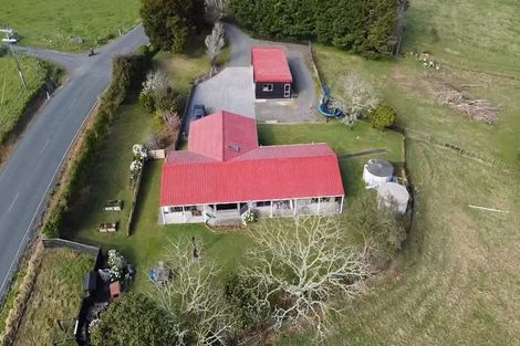 Photo of property in 80 Pataua Road North, Whareora, Whangarei, 0175