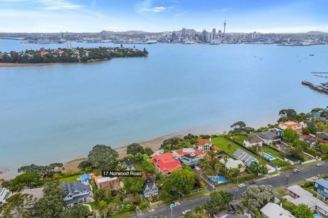 Photo of property in 17 Norwood Road, Bayswater, Auckland, 0622