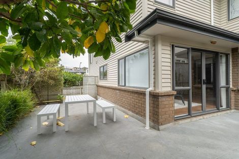 Photo of property in 6 Erlestoke Crescent, Churton Park, Wellington, 6037