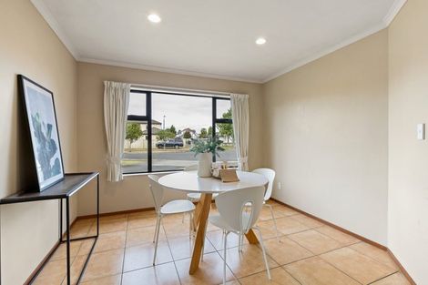 Photo of property in 50 Nielsen Gardens, Rototuna, Hamilton, 3210