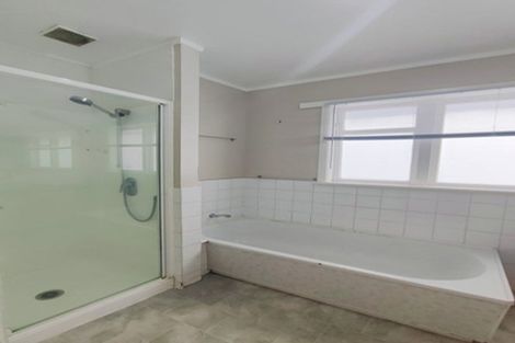Photo of property in 13 Marina Road, Torbay, Auckland, 0630
