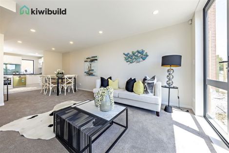 Photo of property in 83 Walsh Road, Papakura, 2110