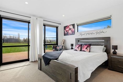 Photo of property in 32 Northside Drive, Waikuku, Rangiora, 7473