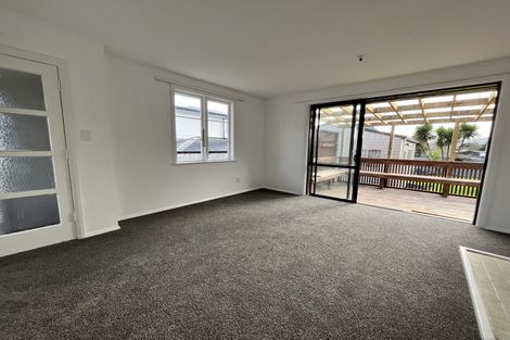 Photo of property in 9 Kamahi Street, Stokes Valley, Lower Hutt, 5019