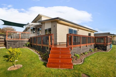 Photo of property in 1 Ohinemuri Place, Paeroa, 3600
