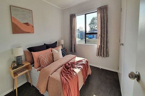 Photo of property in 10 Skye Street, Levin, 5510