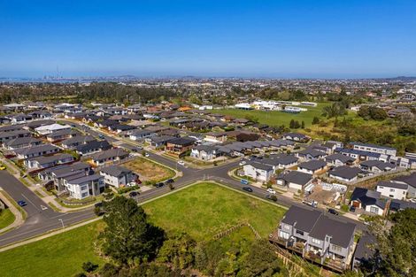 Photo of property in 1 Kaimai Avenue, Massey, 0614