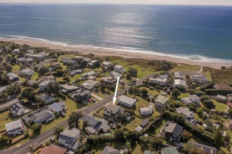 Photo of property in 4a Moray Place, Whiritoa, Whangamata, 3691