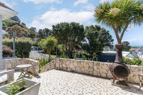 Photo of property in 6 Burnham Street, Seatoun, Wellington, 6022