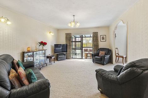 Photo of property in 85c Oxford Street, Tawa, Wellington, 5028