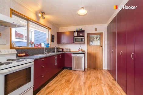 Photo of property in 22 Scotland Terrace, Green Island, Dunedin, 9018