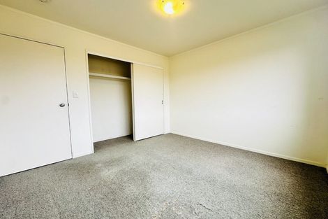 Photo of property in The Haven, 26/120 Beach Haven Road, Beach Haven, Auckland, 0626