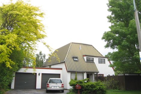 Photo of property in 11 Regency Crescent, Redwood, Christchurch, 8051