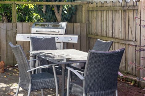 Photo of property in 18 Dixon Road, Fitzroy, Hamilton, 3206