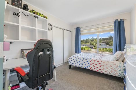Photo of property in 3 Vari Place, Bayview, Auckland, 0629