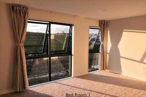 Photo of property in 29 Lawson Creek Street, Massey, Auckland, 0614