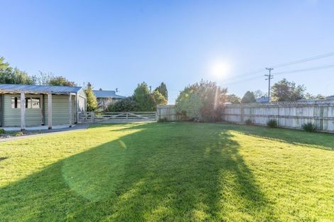 Photo of property in 39 Albert Street, Winton, 9720