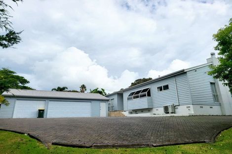 Photo of property in 88 Brian Crescent, Stanmore Bay, Whangaparaoa, 0932