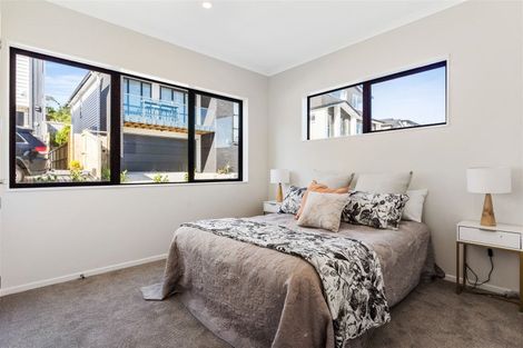 Photo of property in 1 Pae Lane, Flat Bush, Auckland, 2019