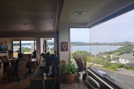 Photo of property in 2 Swann Beach Road, Stanmore Bay, Whangaparaoa, 0932