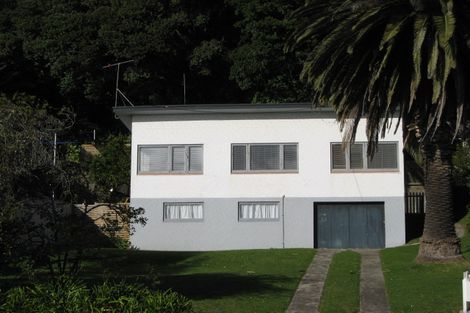 Photo of property in 100 Pohutukawa Avenue, Ohope, 3121