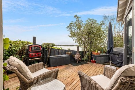 Photo of property in 14 Mccormacks Bay Road, Mount Pleasant, Christchurch, 8081