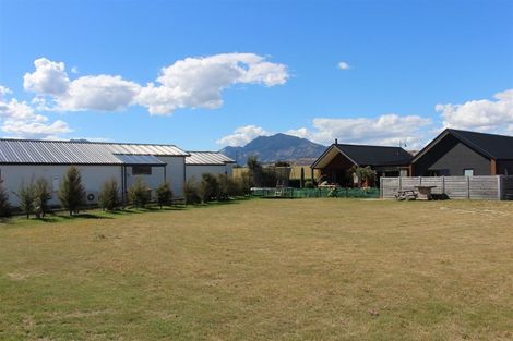 Photo of property in 3 Bull Ridge, Wanaka, 9305