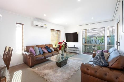 Photo of property in 4 Stornaway Drive, Flat Bush, Auckland, 2016