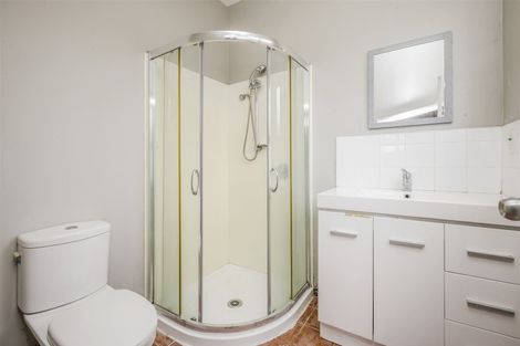 Photo of property in 2/167 Whitney Street, Blockhouse Bay, Auckland, 0600