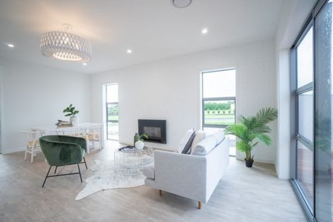 Photo of property in 9 Loveston Lane, Kelvin Grove, Palmerston North, 4470