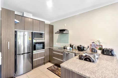 Photo of property in 7/44 Carlos Drive, Flat Bush, Auckland, 2016