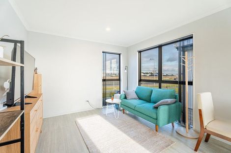 Photo of property in 20 George West Square West, Wigram, Christchurch, 8025