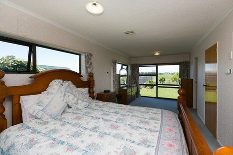 Photo of property in 500 Tikorangi Road East, Tikorangi, Waitara, 4383