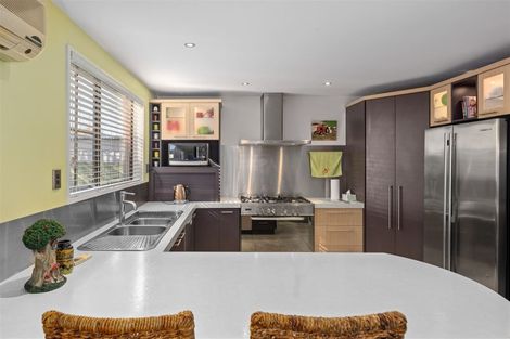 Photo of property in 32 Halswell Junction Road, Halswell, Christchurch, 8025