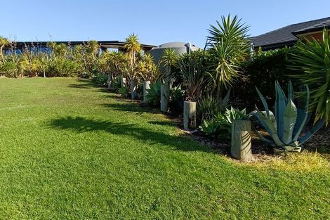 Photo of property in 19 Kahu Drive, Mangawhai, 0505