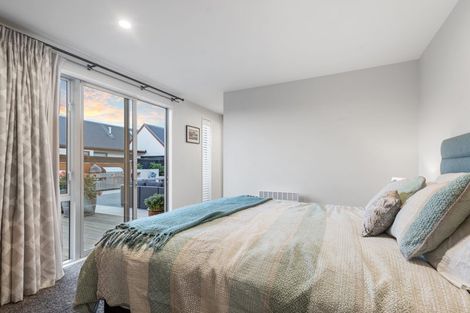 Photo of property in 7 Waterstock Way, Parklands, Christchurch, 8083