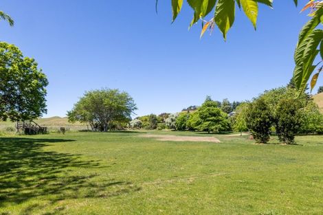 Photo of property in 670 Swamp Road, Puketapu, Napier, 4183